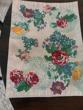 Floral Cotton placemat in Cream with Multicolor Blooms reversible  set of 5